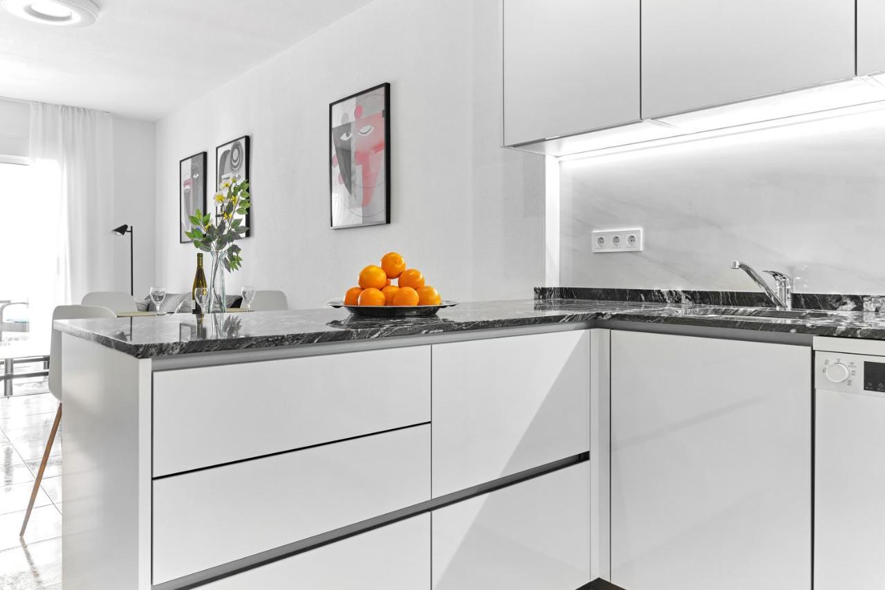 Cozy Apartment Near Playa Del Cura In Torrevieja Eksteriør billede